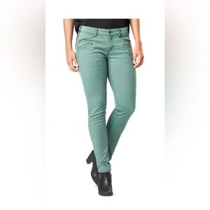 5.11 Tactical Pants size 6 fit like a 4 never worn